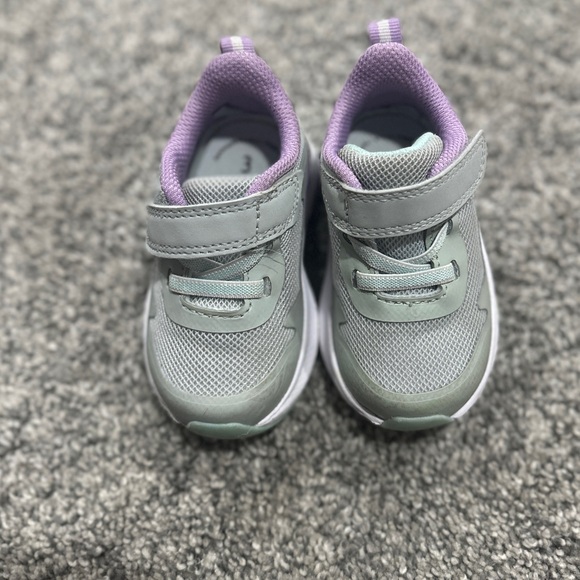 Athletic Works Baby Girl Mesh Jogger Sneakers Size 3 - Picture 3 of 6